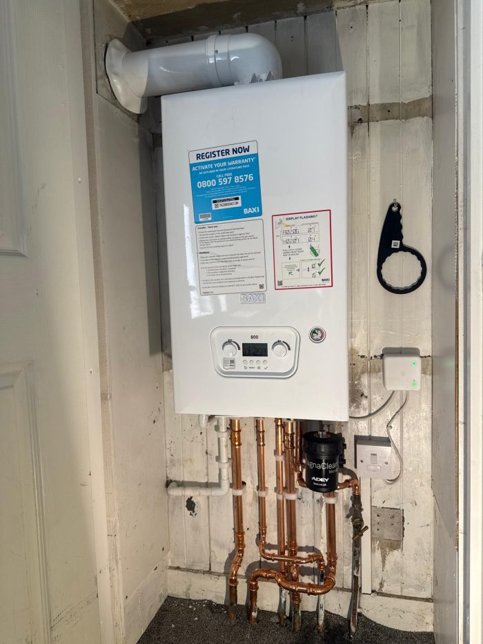 Brand new baxi 830 with hive smart controls and filter in G33